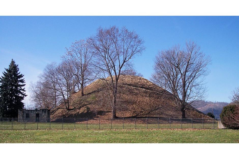 West Virginia: Grave Creek Mound
